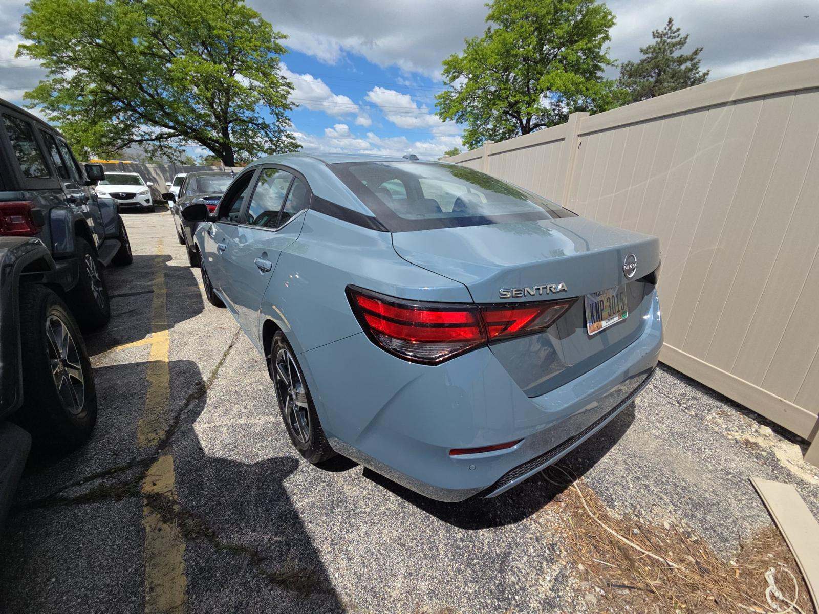 NISSAN SENTRA - 2