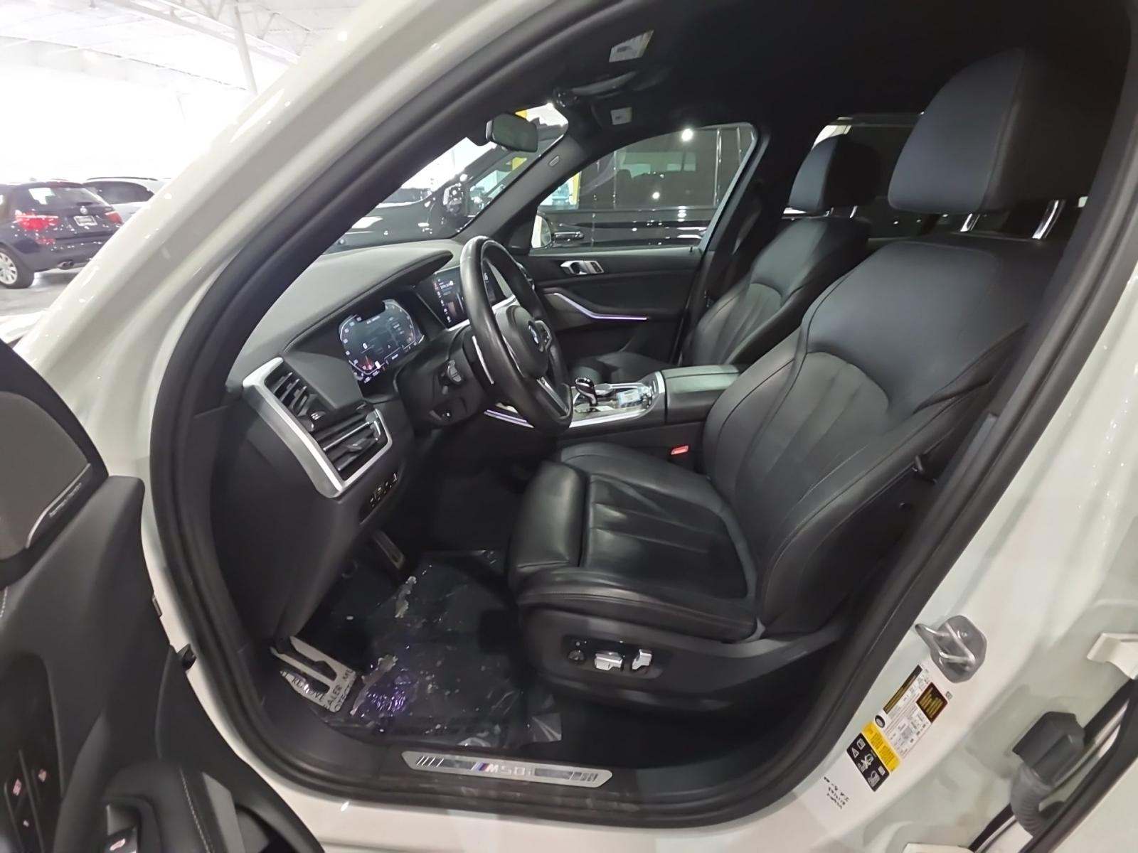 2022 BMW X5 M50i AWD