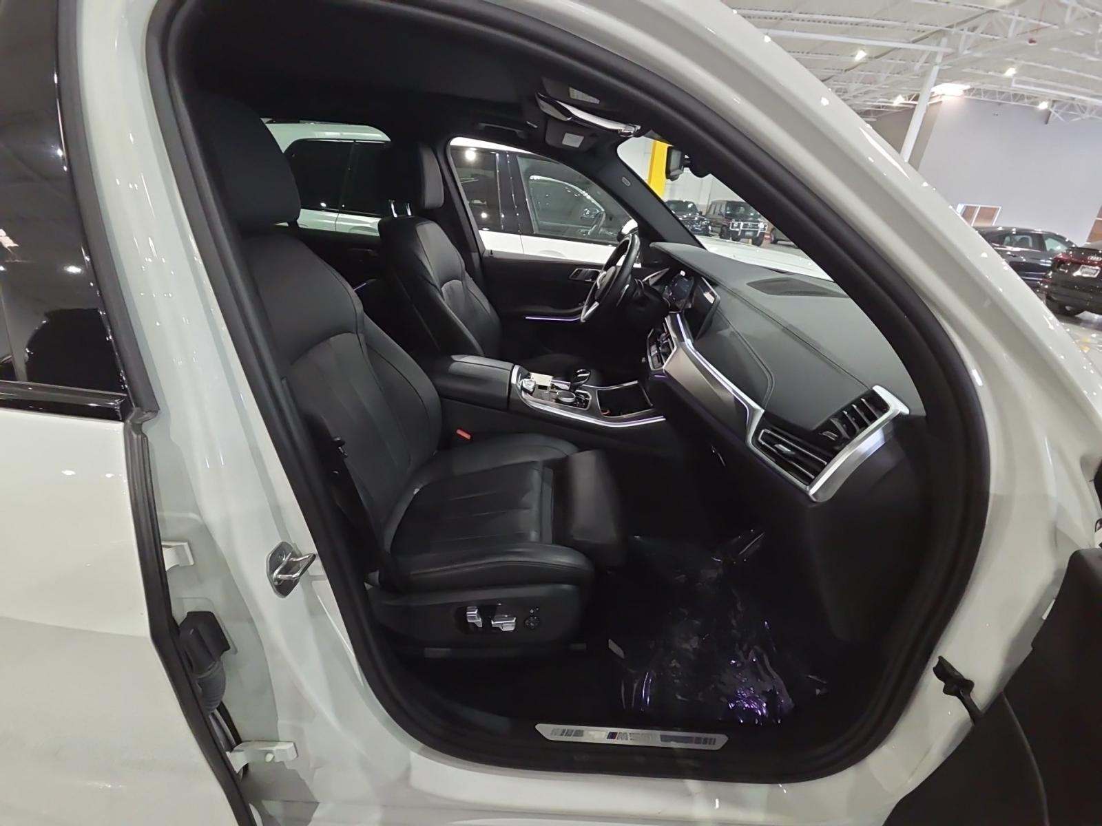 2022 BMW X5 M50i AWD