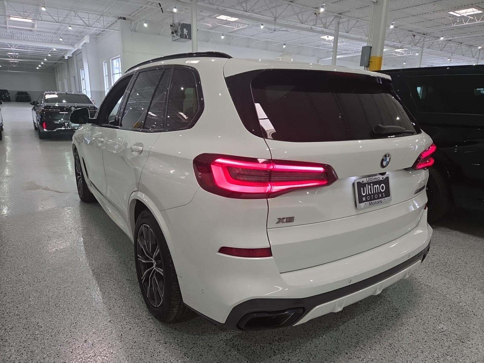 2022 BMW X5 M50i AWD