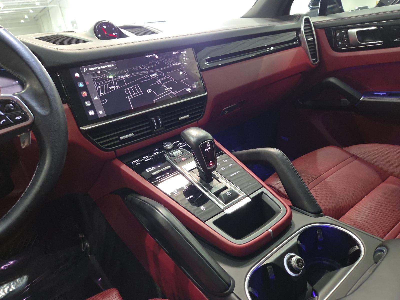 PORSCHE CAYENNE - 10