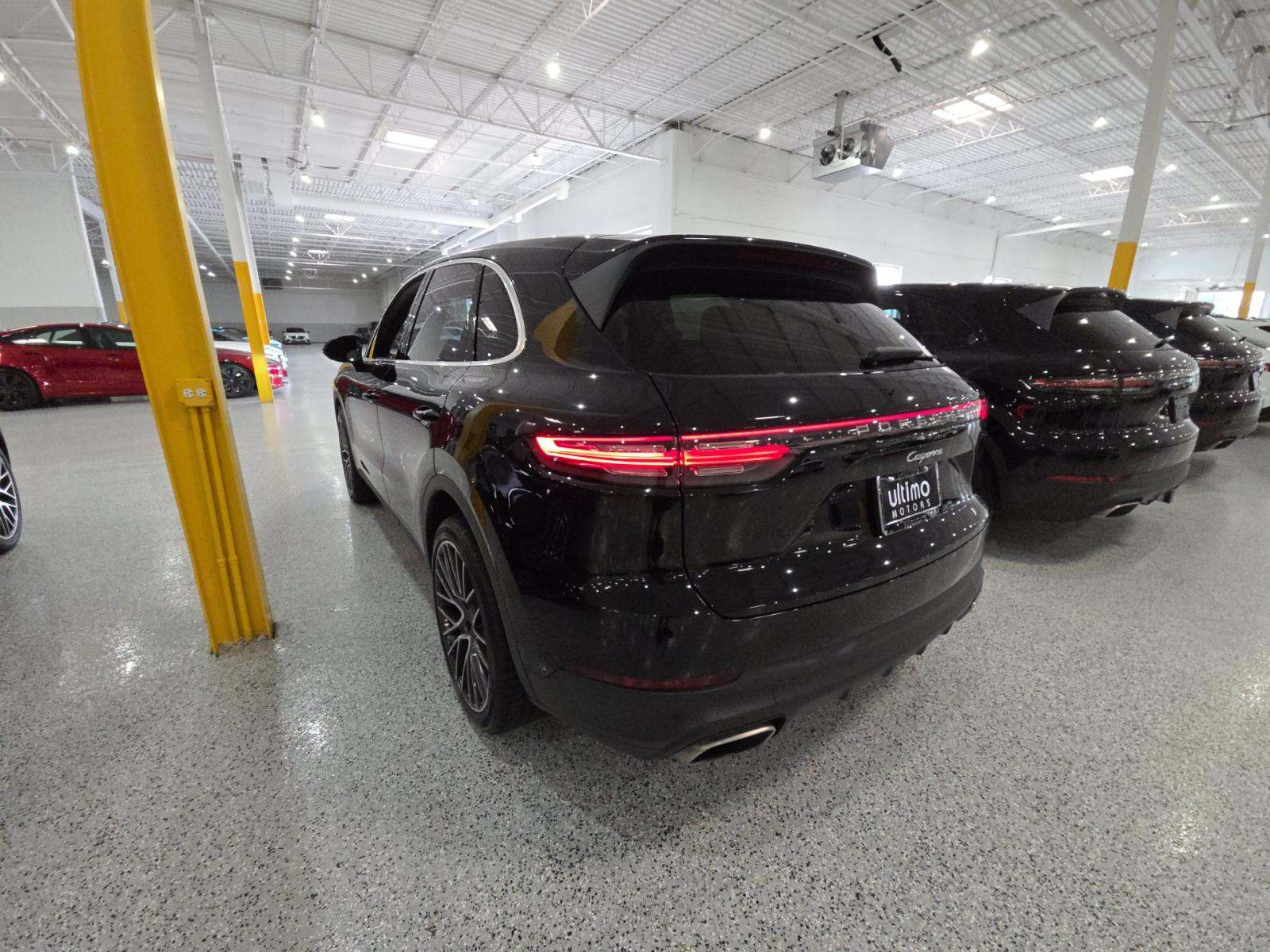 PORSCHE CAYENNE - 2
