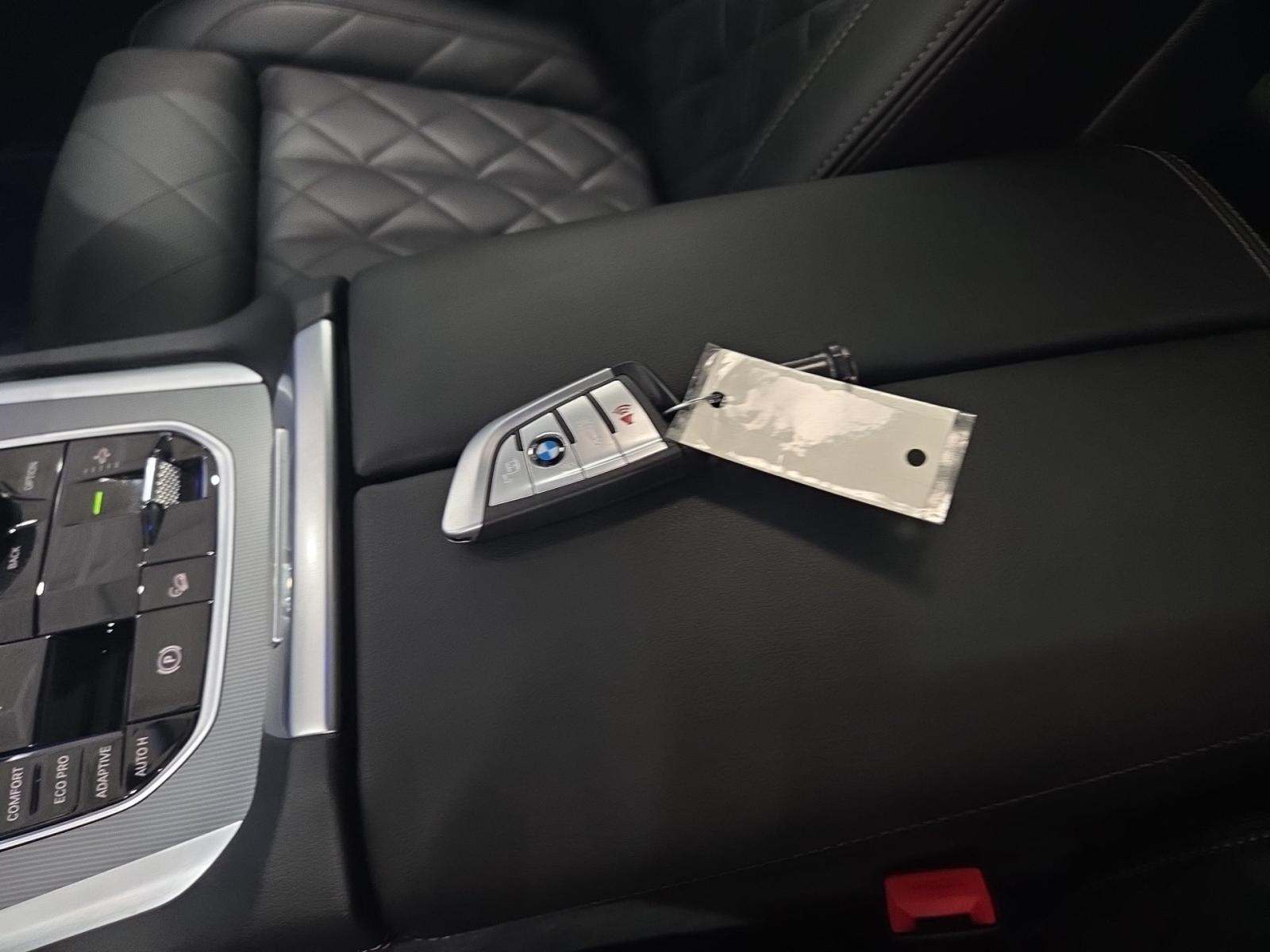 2023 BMW X6 xDrive40i AWD