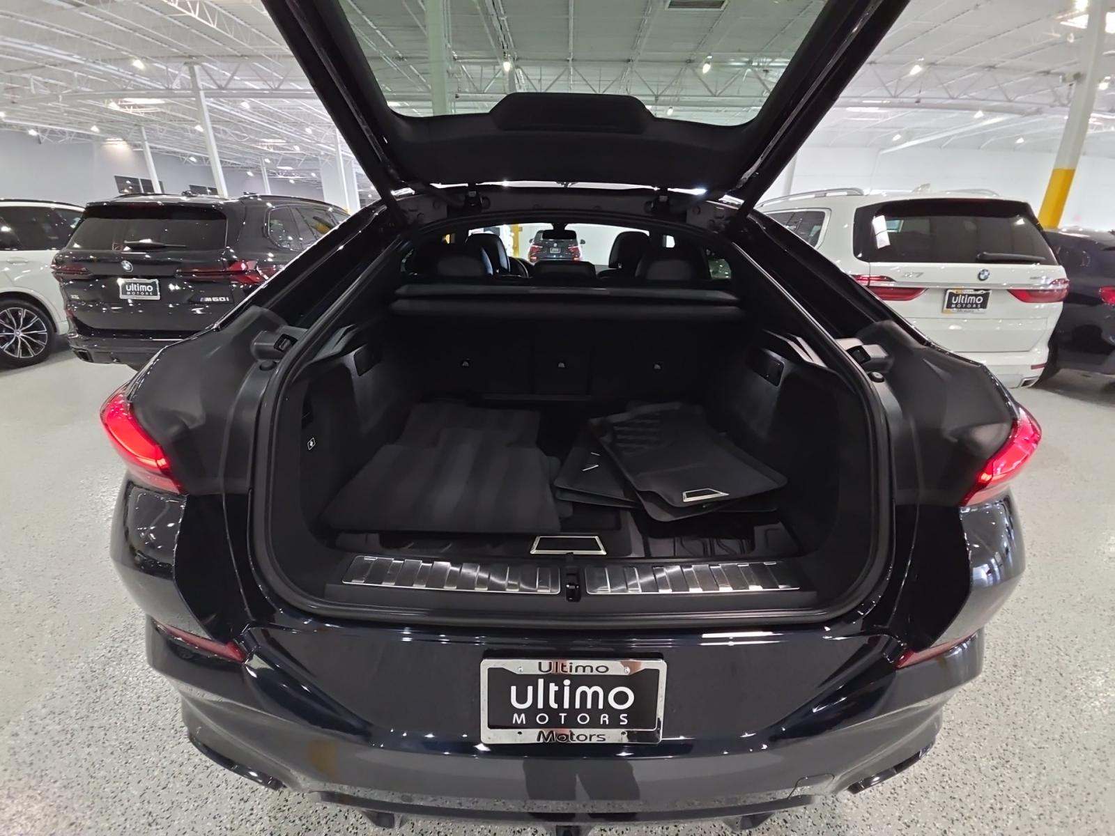 2023 BMW X6 xDrive40i AWD