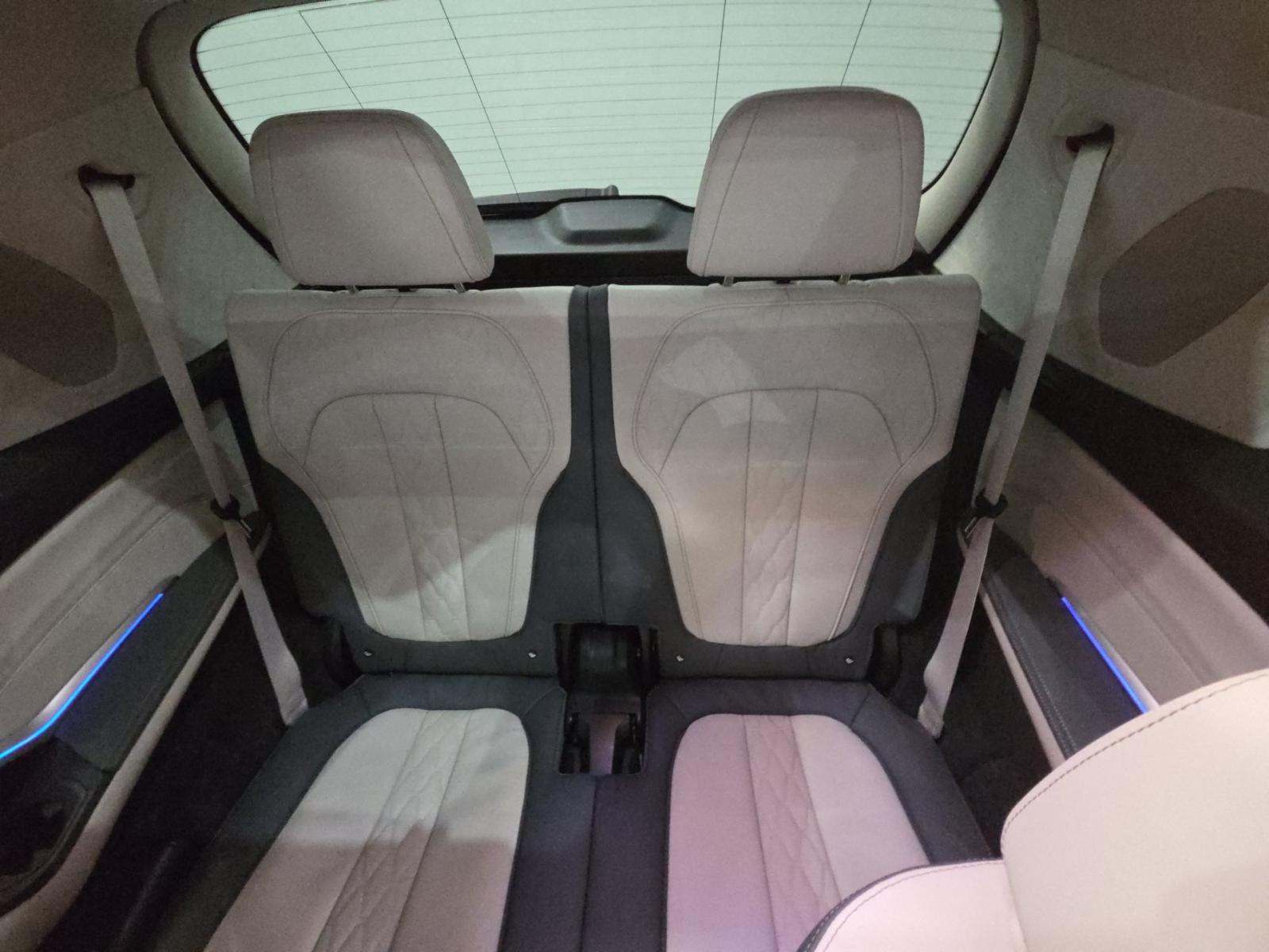 2026 BMW X7 ALPINA XB7 AWD