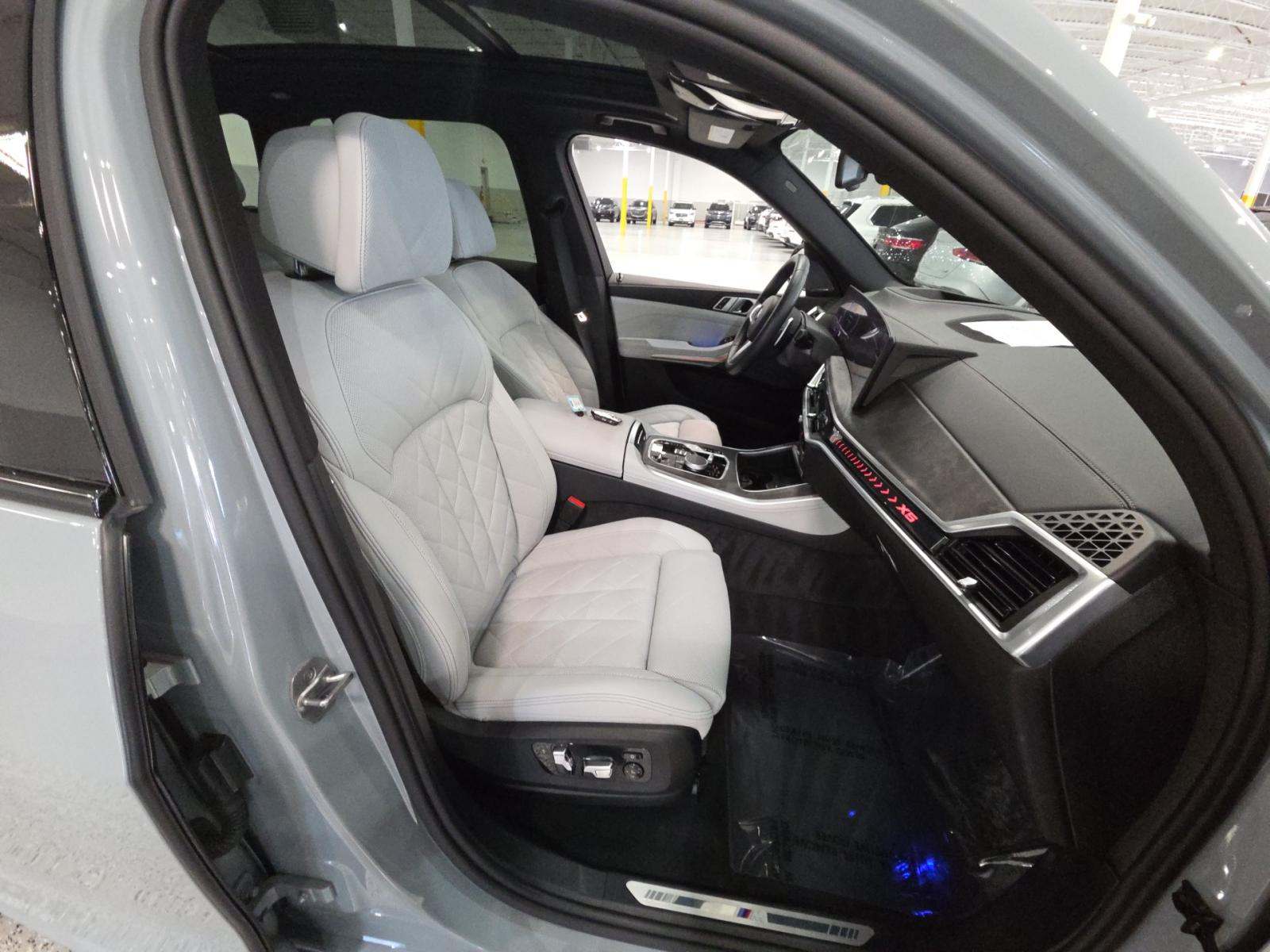 2025 BMW X5 xDrive50e AWD