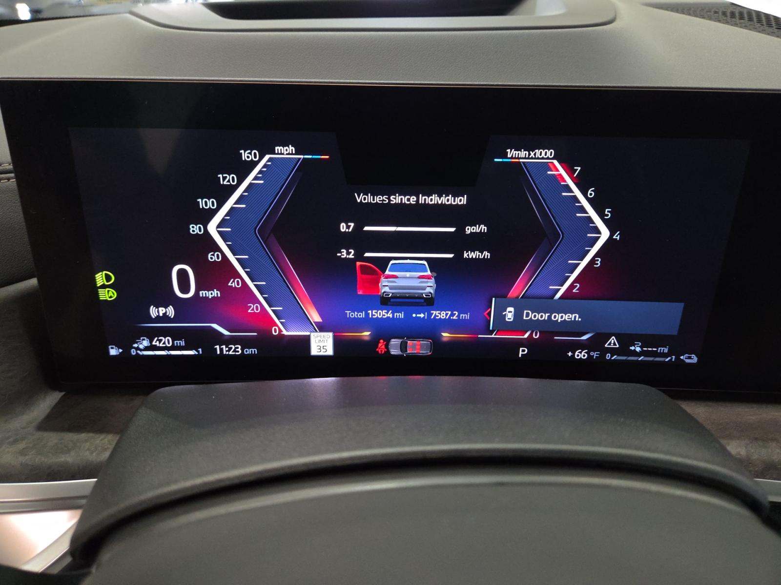 2025 BMW X5 xDrive50e AWD