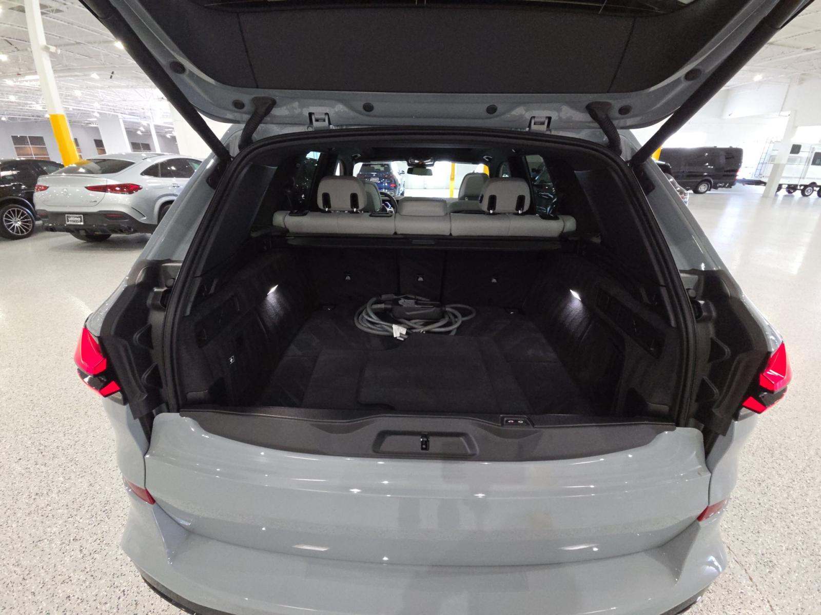 2025 BMW X5 xDrive50e AWD