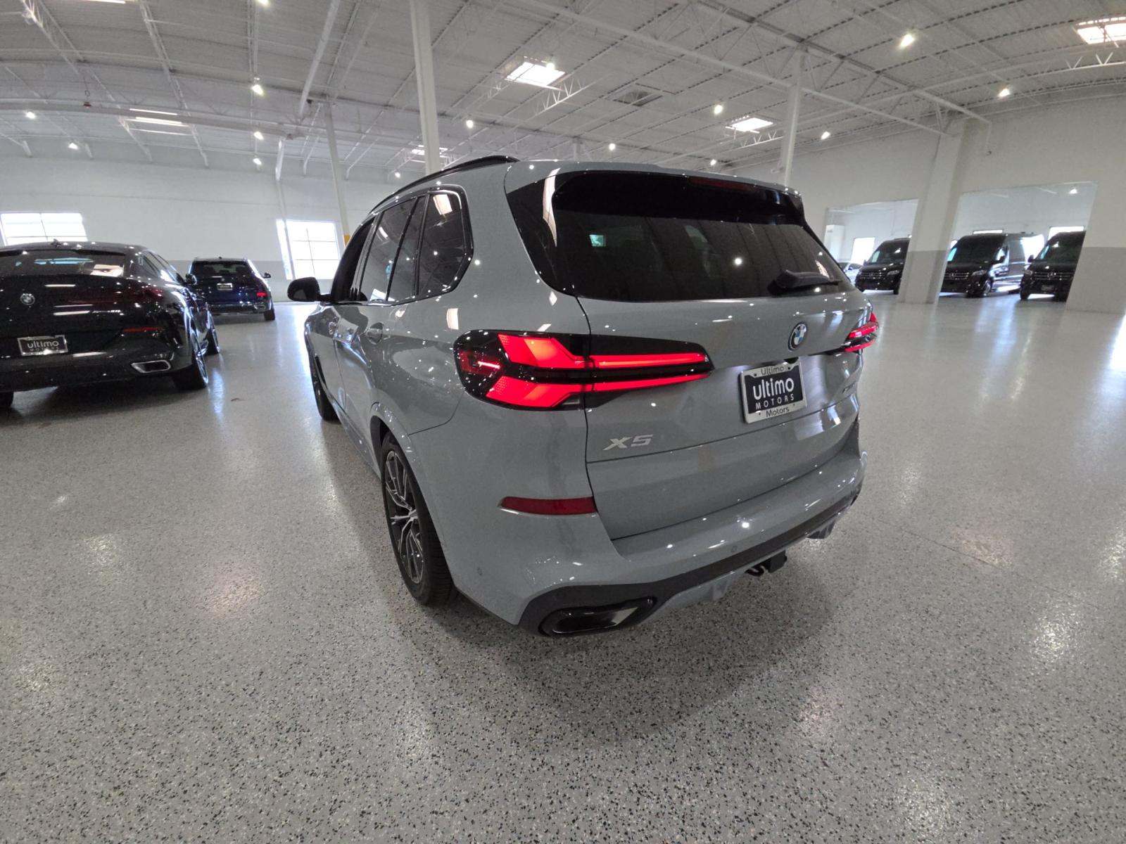 2025 BMW X5 xDrive50e AWD