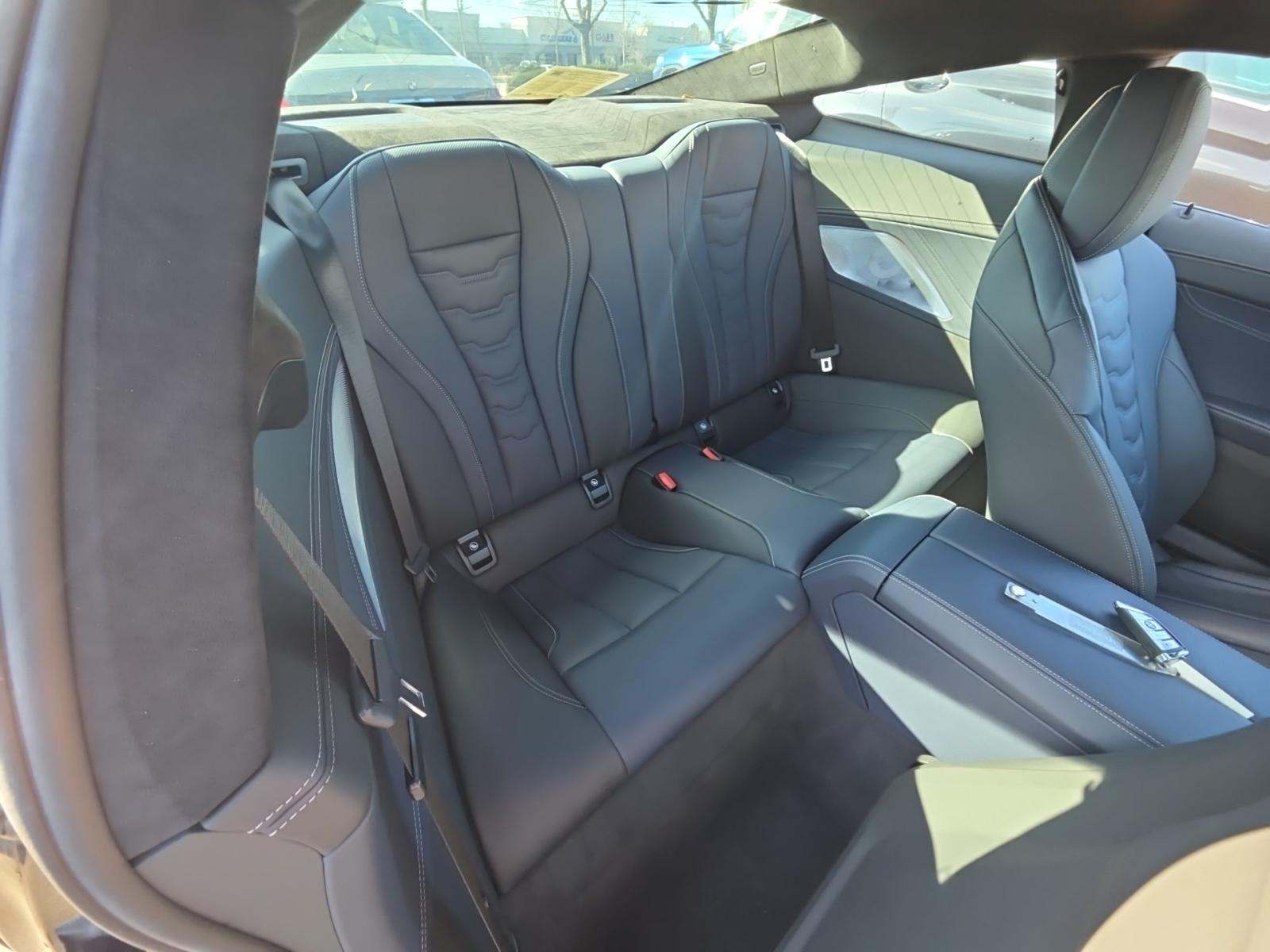 2024 BMW 8 Series M850i xDrive AWD