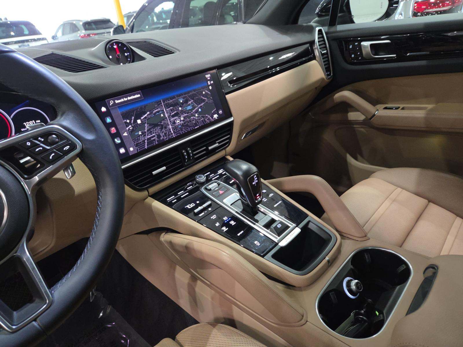 PORSCHE CAYENNE - 10