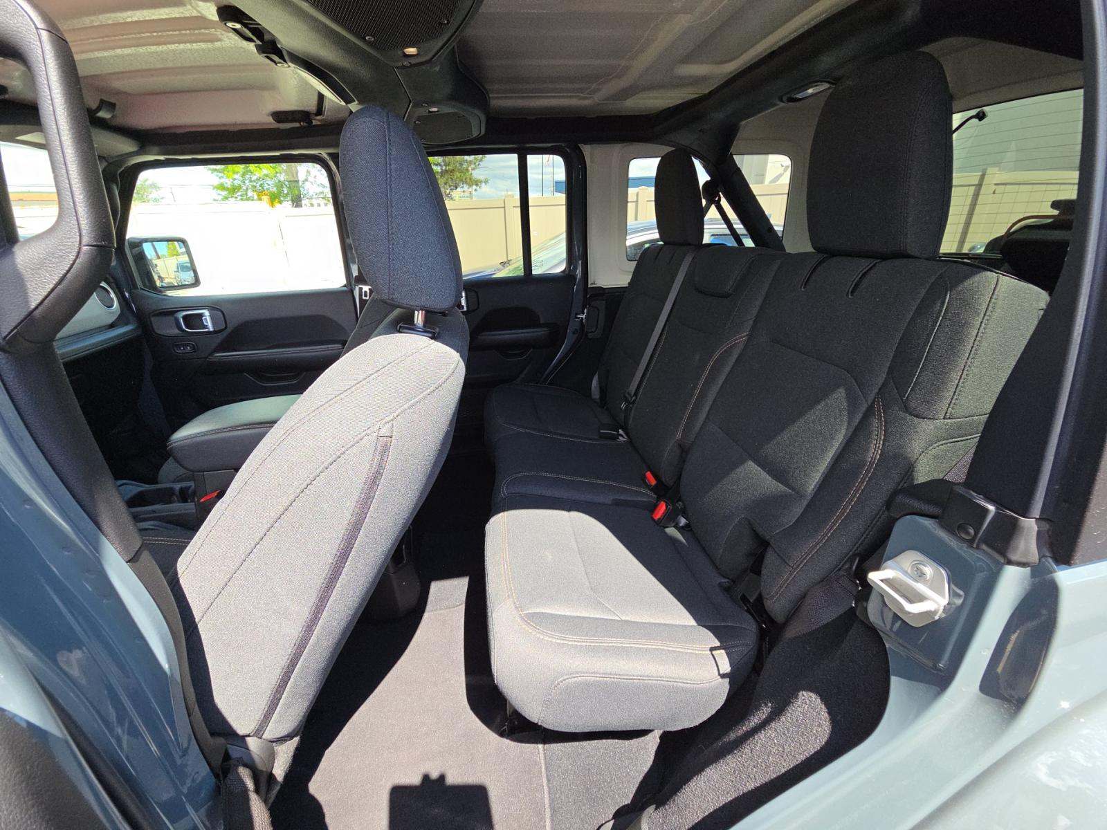 2024 Jeep Wrangler Sahara AWD