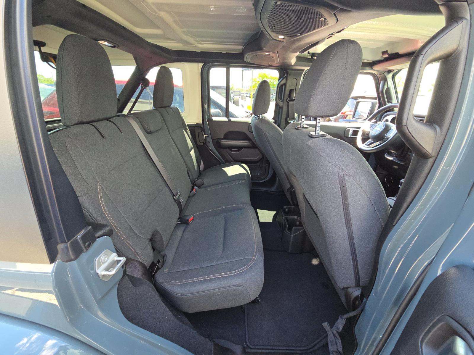 2024 Jeep Wrangler Sahara AWD