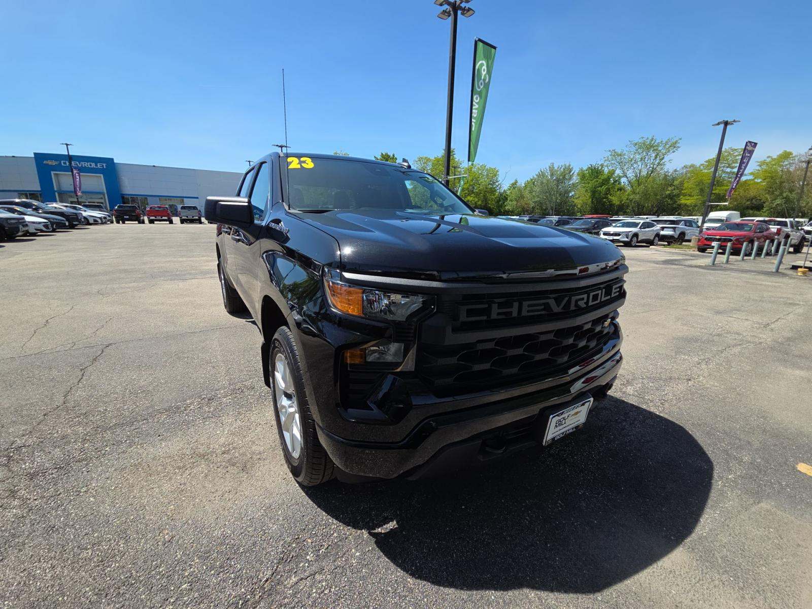 2023 Chevrolet Silverado 1500 Custom AWD