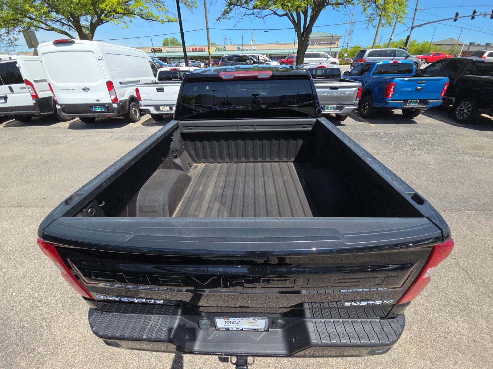 2023 Chevrolet Silverado 1500 Custom AWD