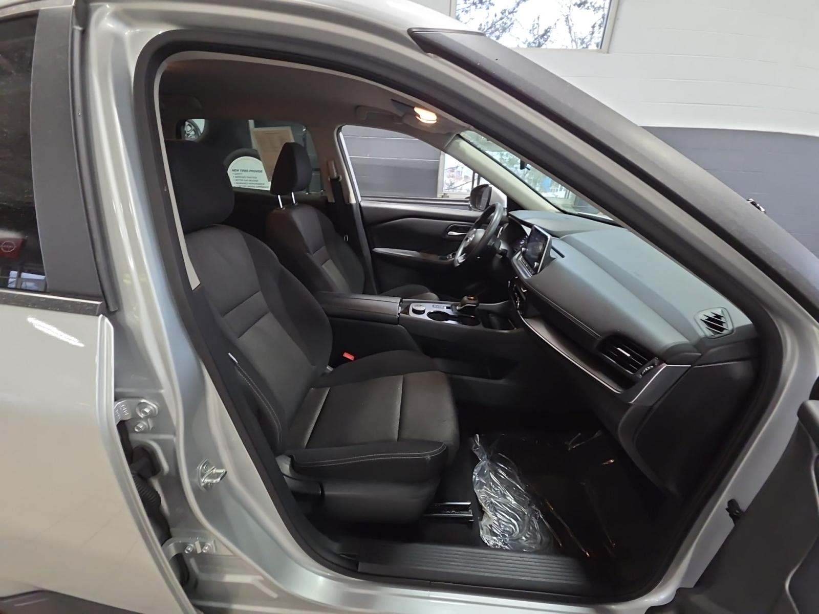 2024 Nissan Rogue SV AWD