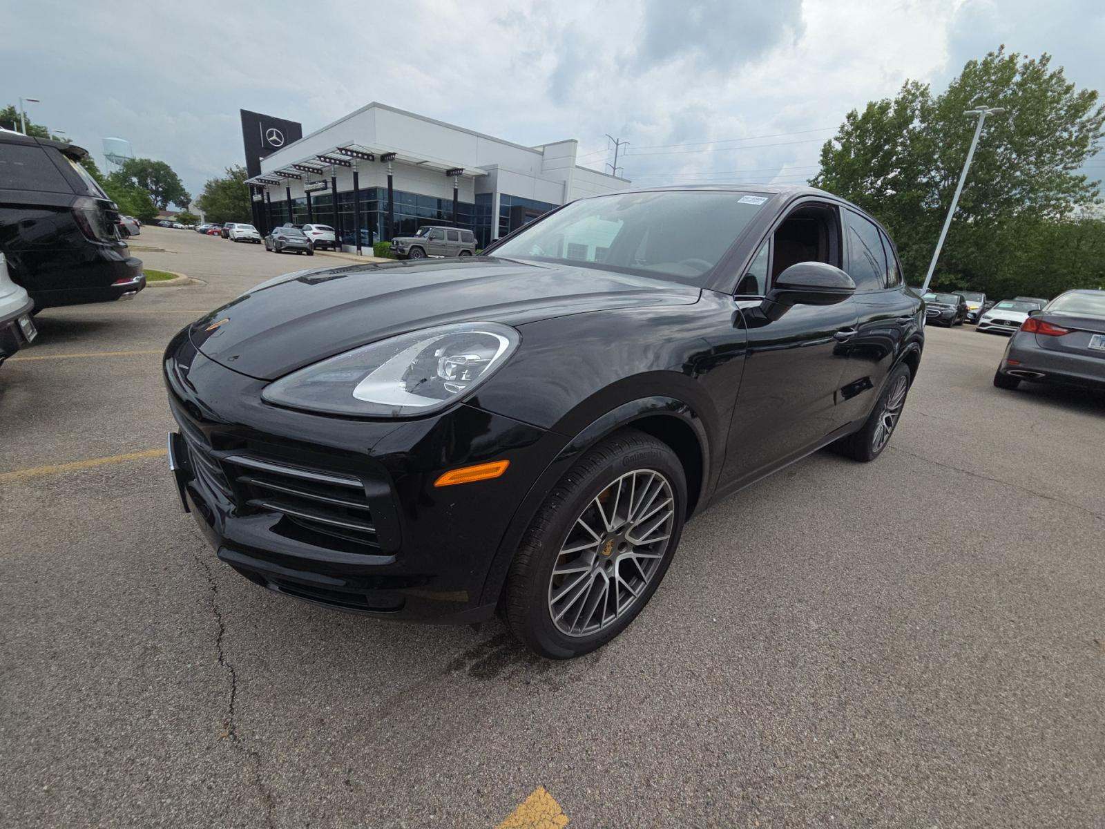 PORSCHE CAYENNE - 1