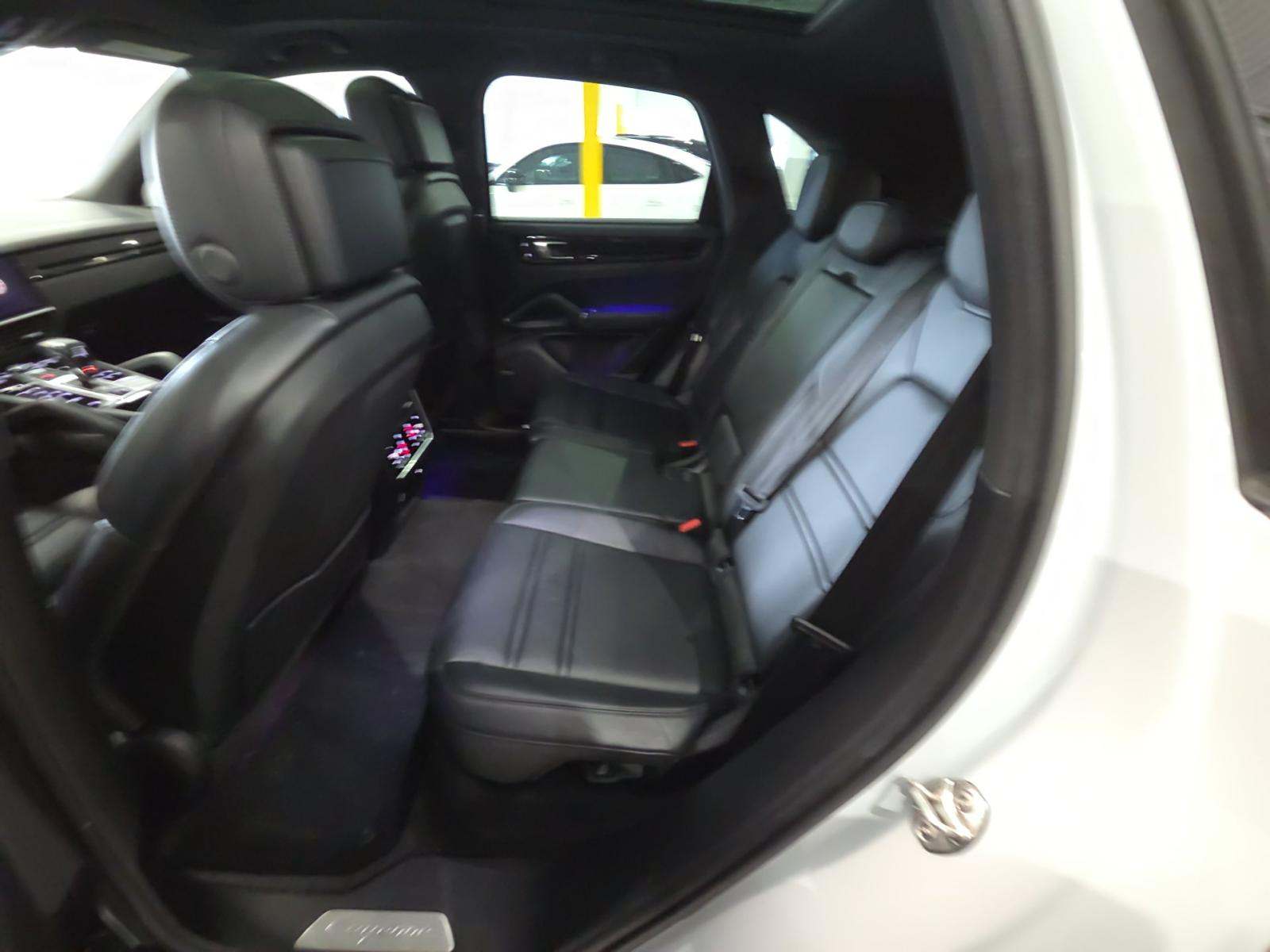 2022 Porsche Cayenne Base AWD