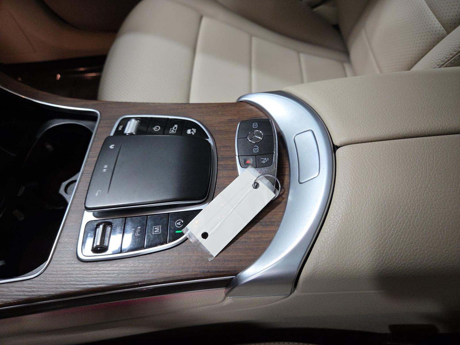 2022 Mercedes-Benz GLC GLC 300 AWD