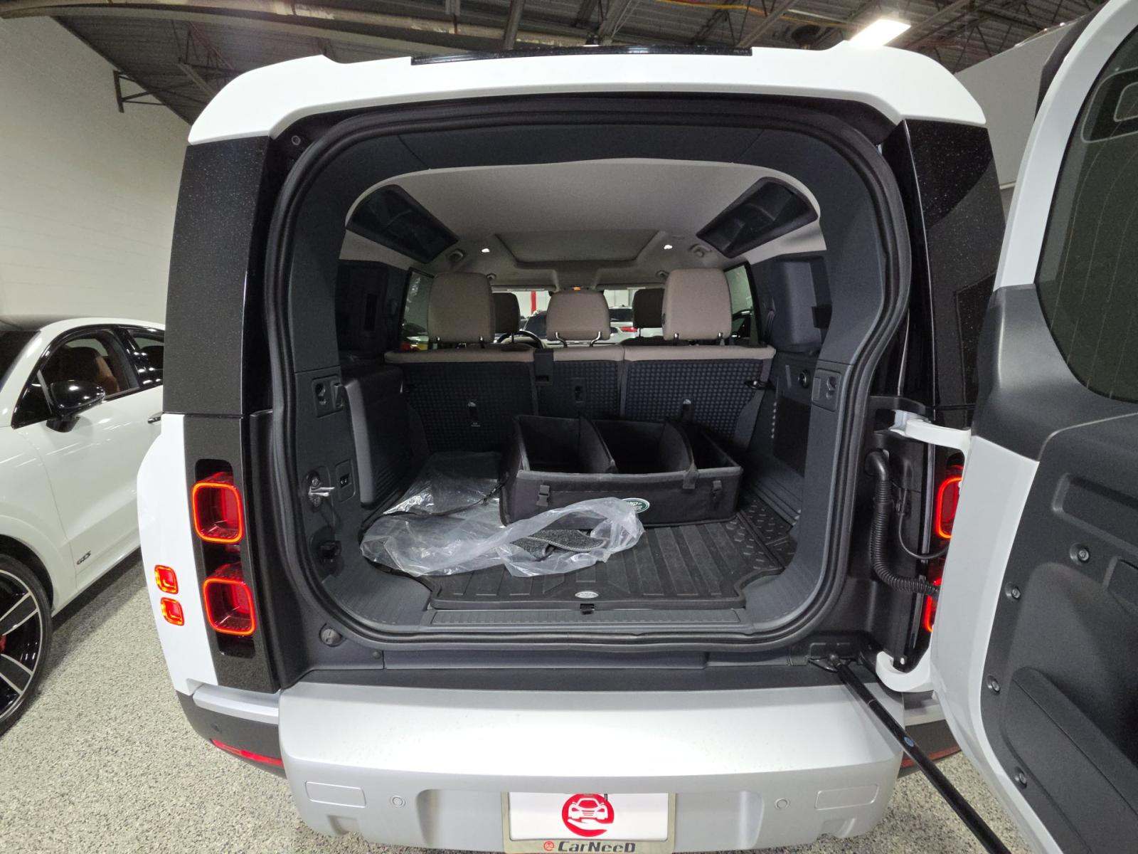 2020 Land Rover Defender 110 S AWD