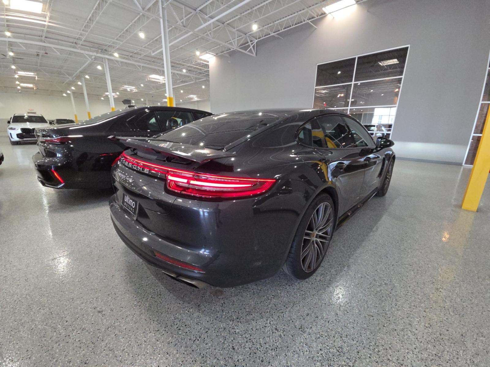 2018 Porsche Panamera Turbo AWD
