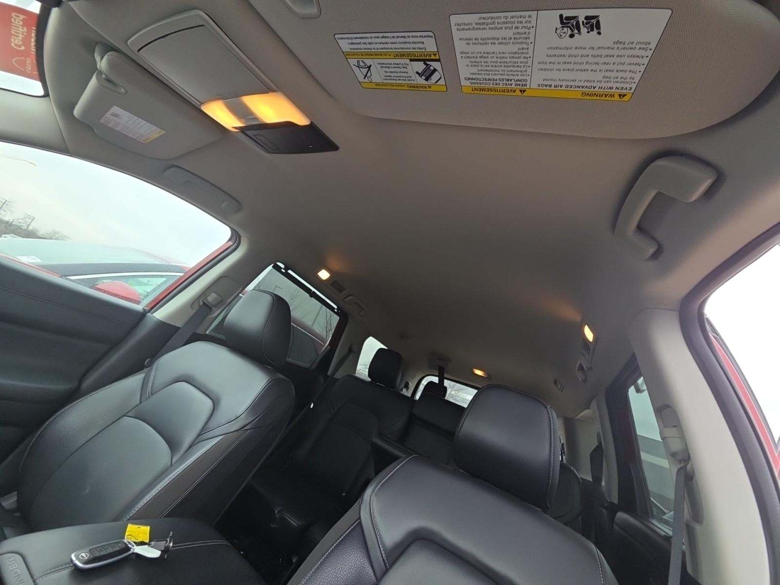 2024 Nissan Pathfinder SL AWD