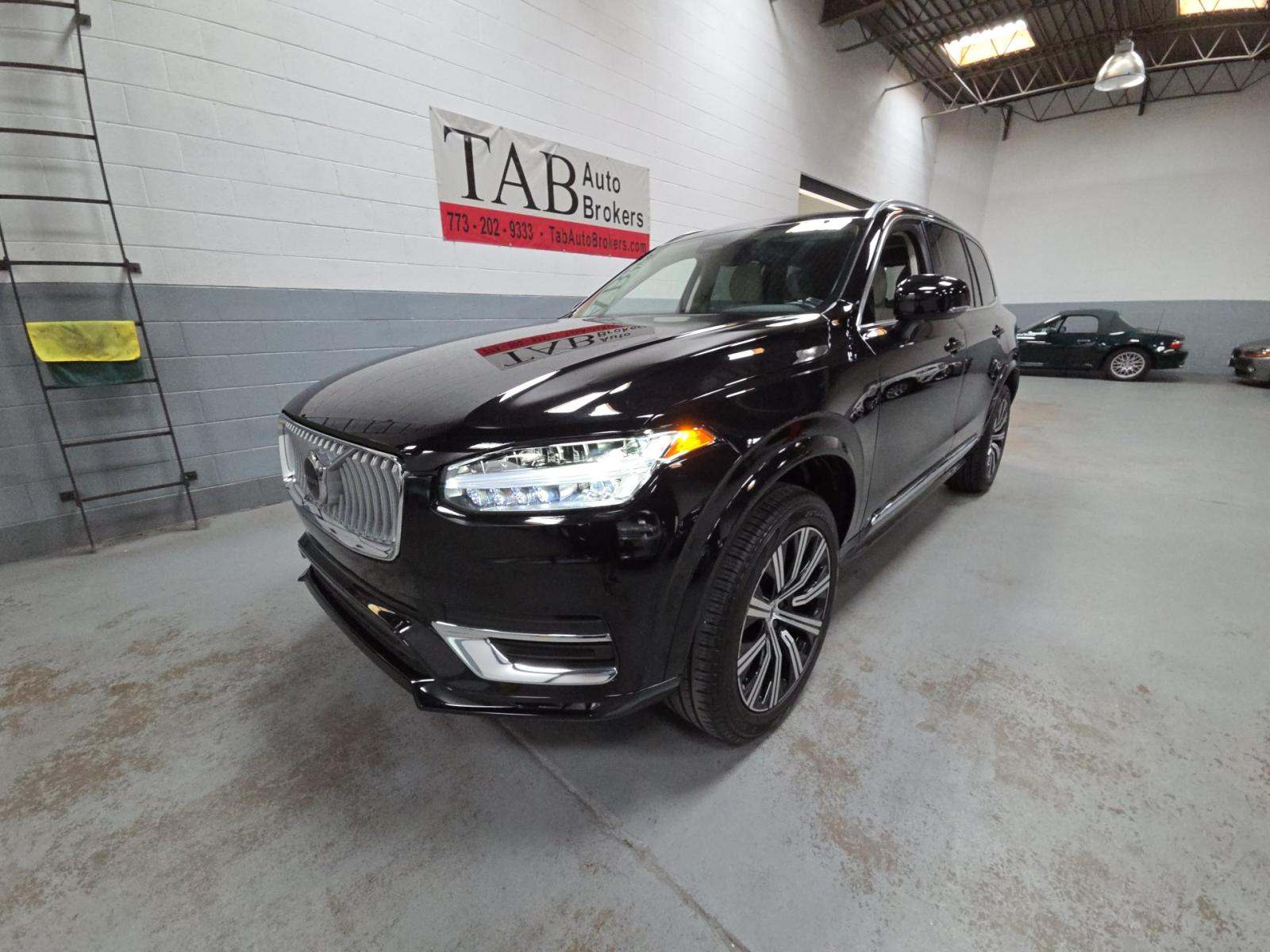 2025 Volvo XC90 B5 Core AWD