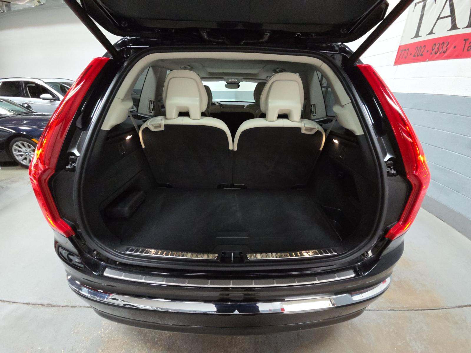 2025 Volvo XC90 B5 Core AWD