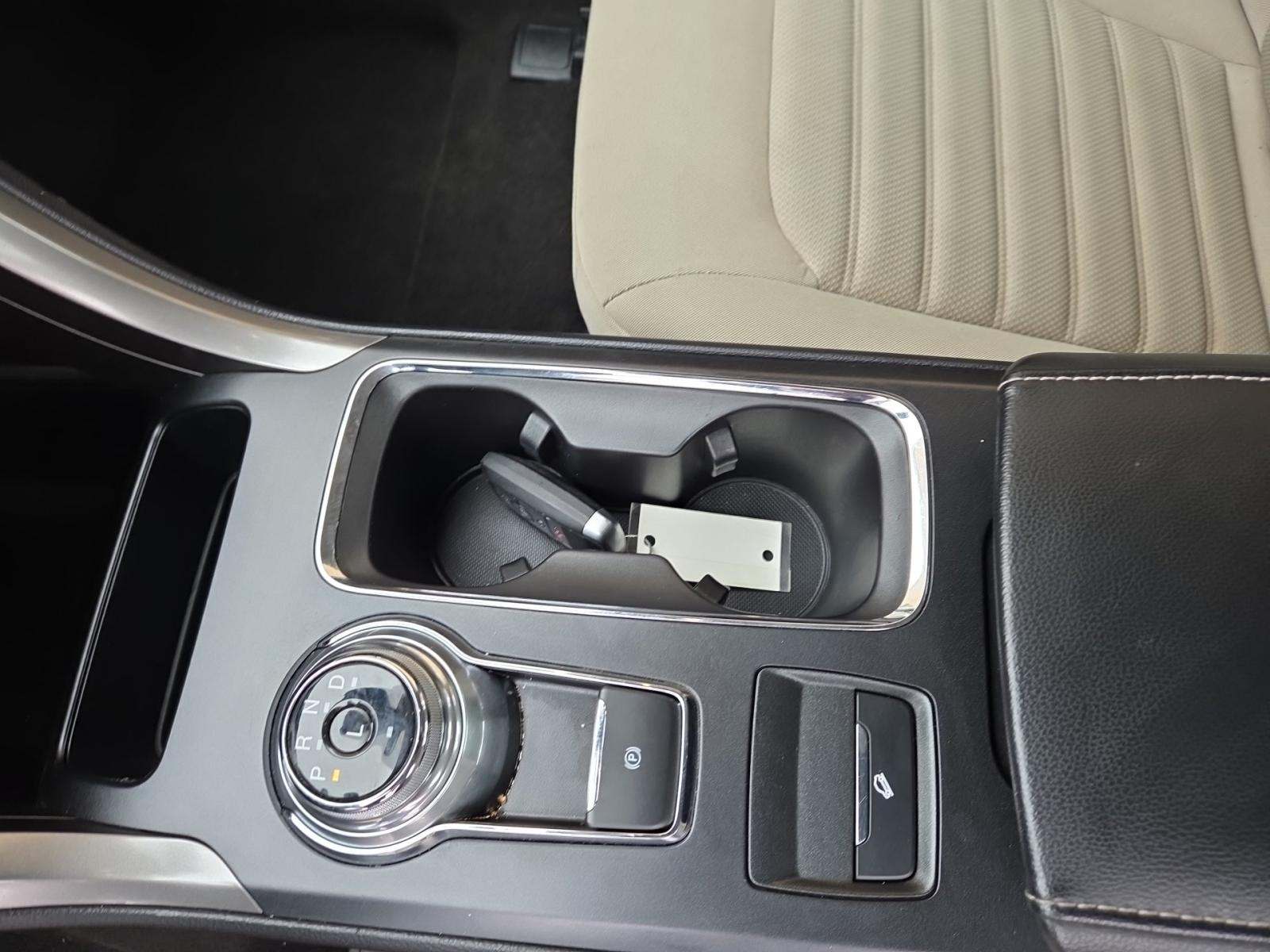 FORD FUSION - 8