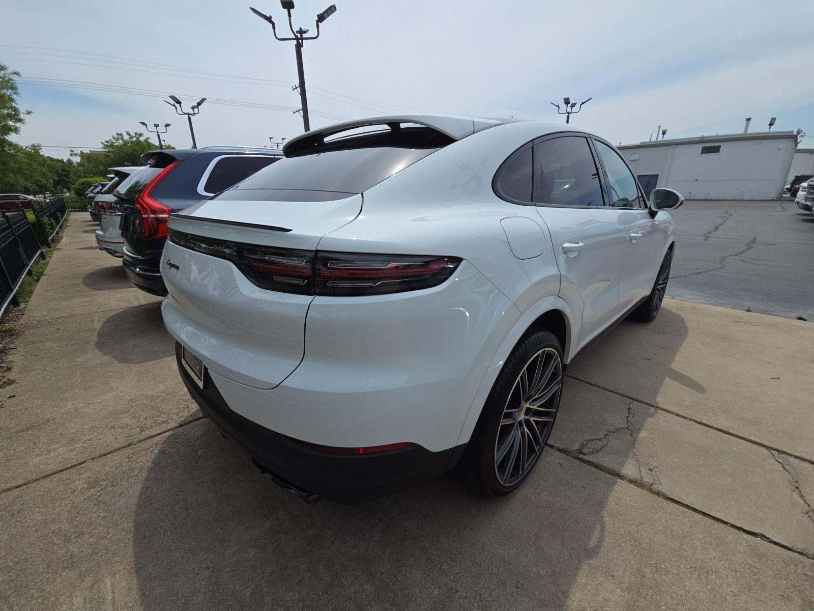 PORSCHE CAYENNE - 3