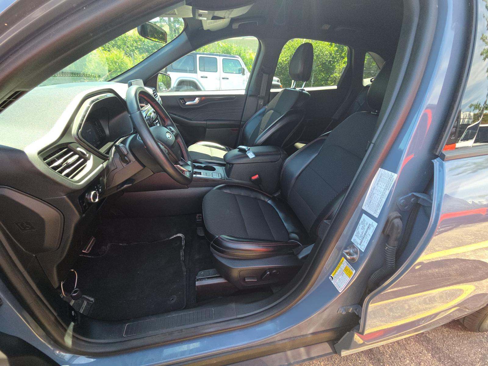 FORD ESCAPE - 6