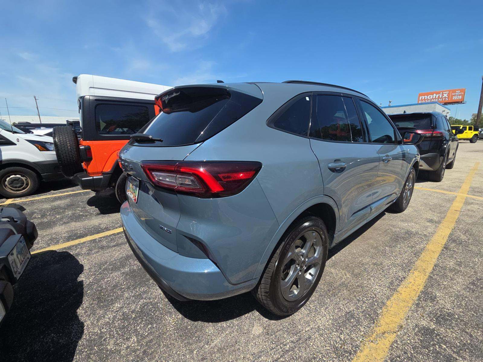 FORD ESCAPE - 3