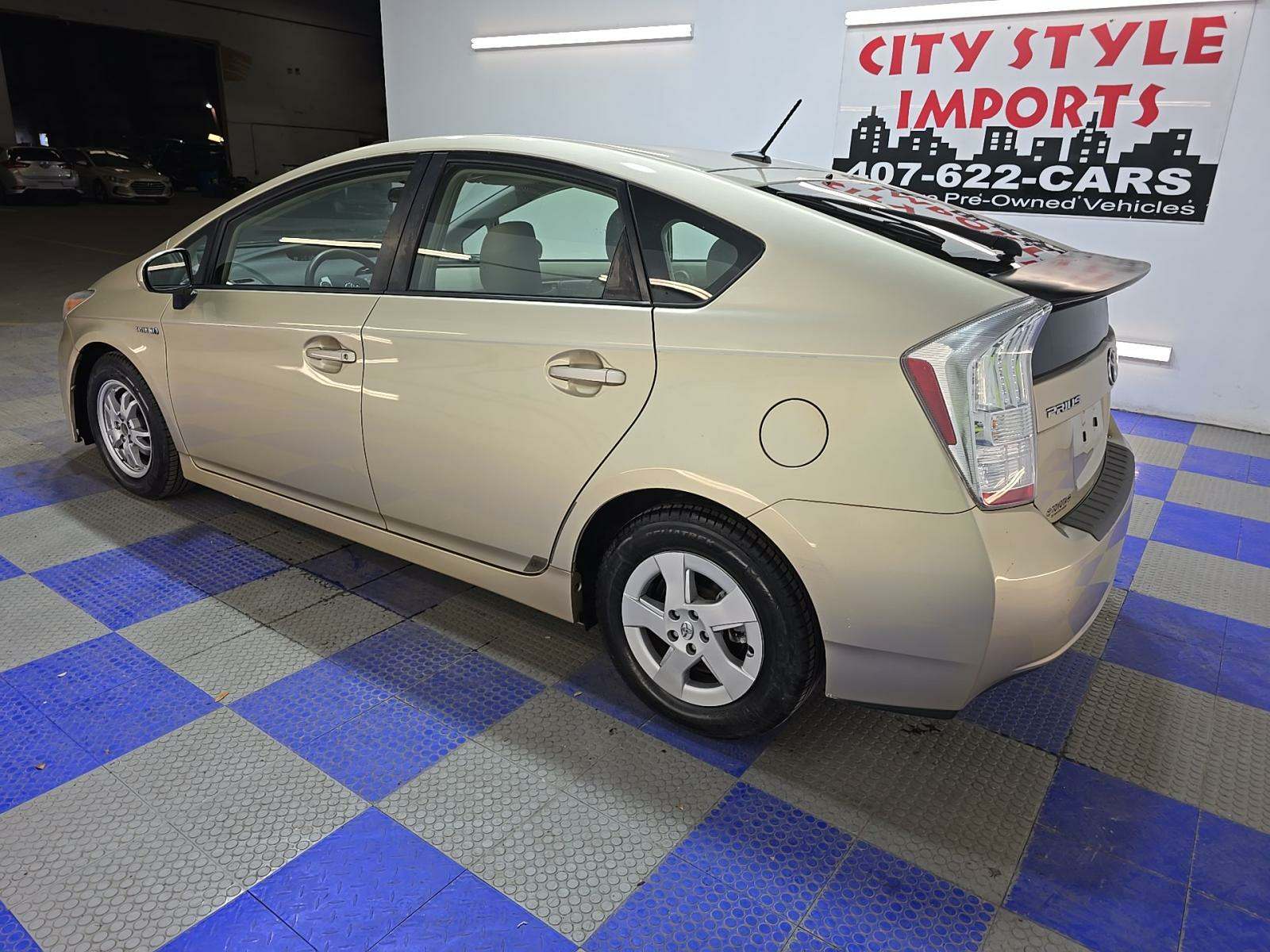 2011 Toyota Prius Three FWD