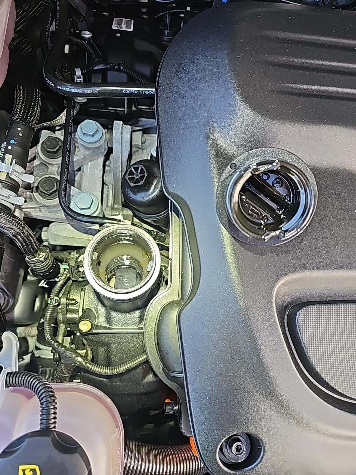 2022 Chrysler Pacifica Hybrid Limited FWD