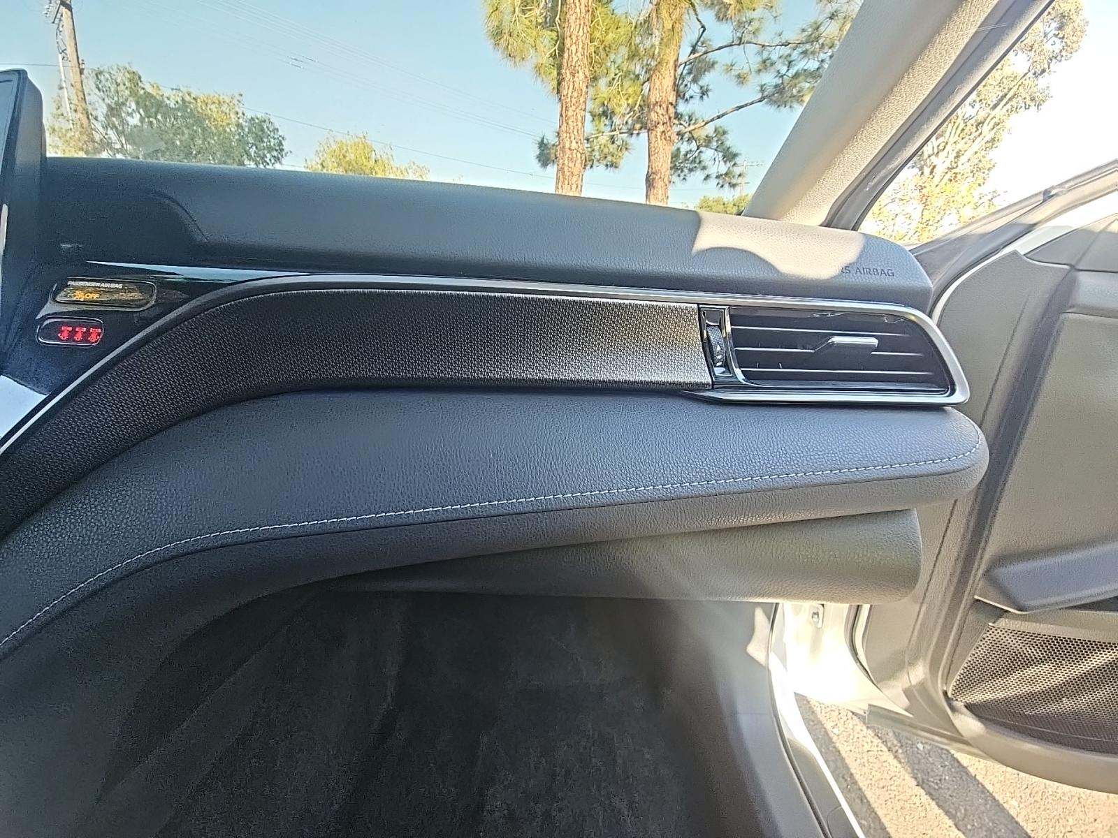 2022 Toyota Camry XSE FWD