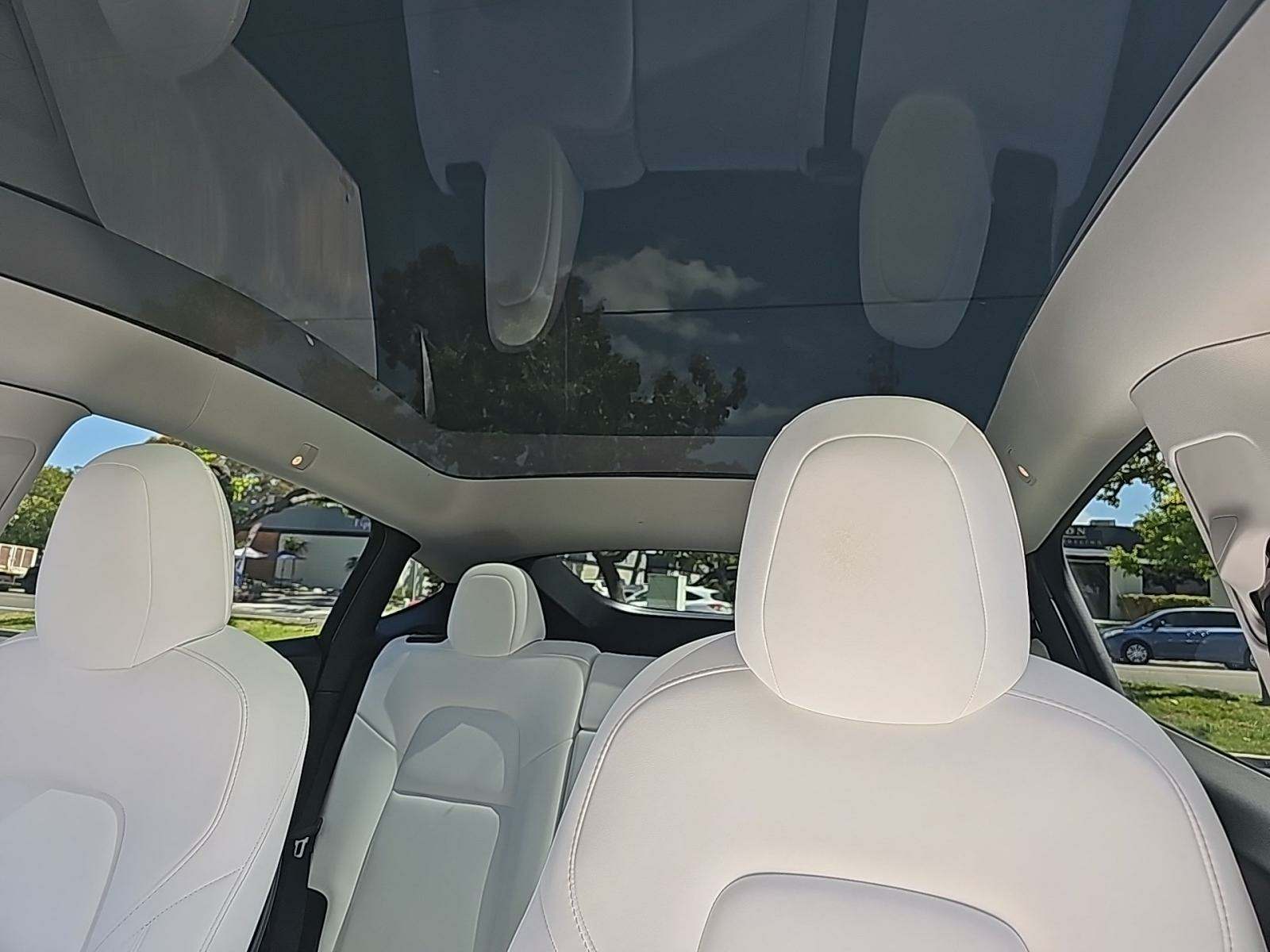 2022 Tesla Model Y Long Range AWD