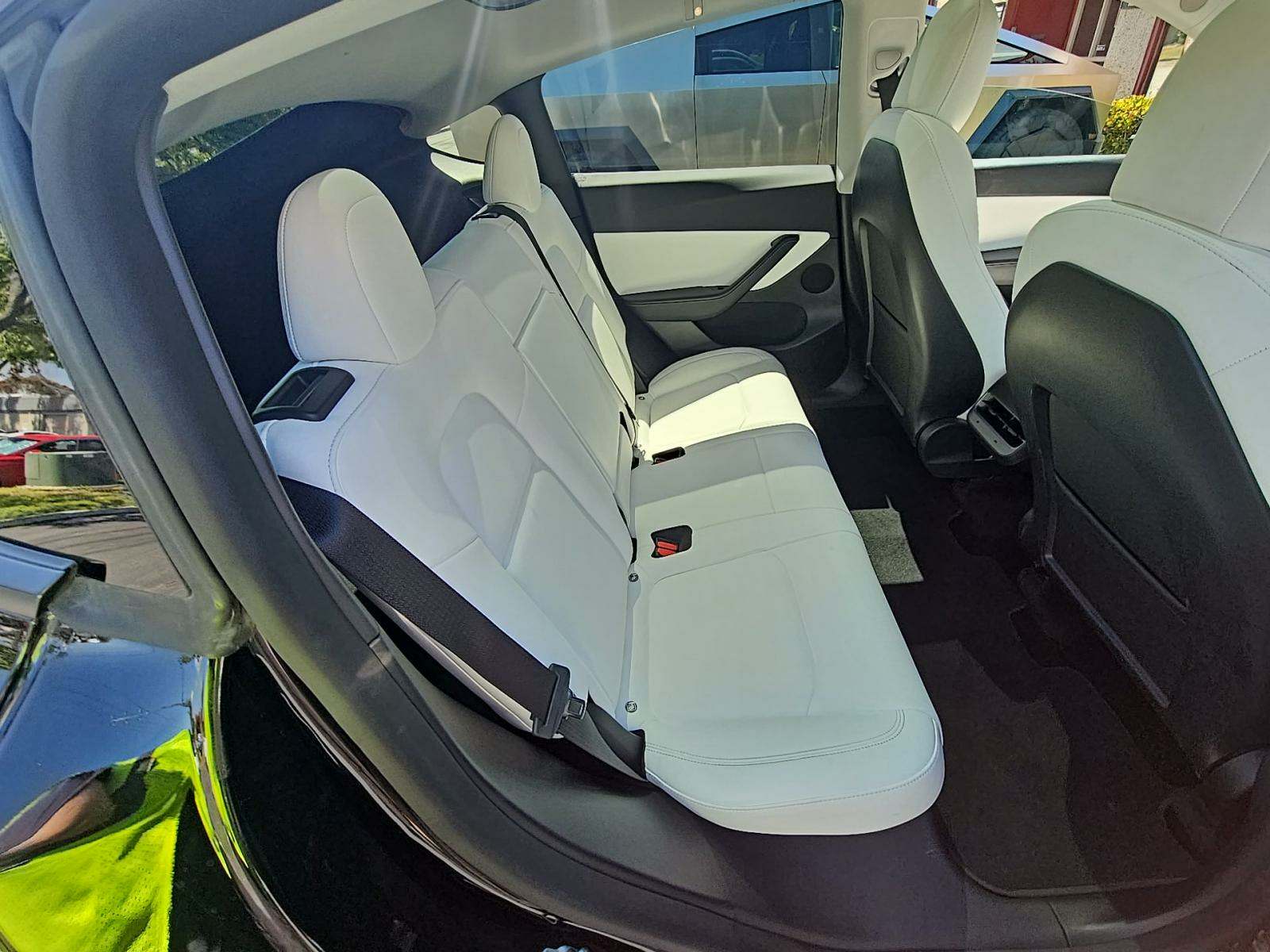 2022 Tesla Model Y Long Range AWD