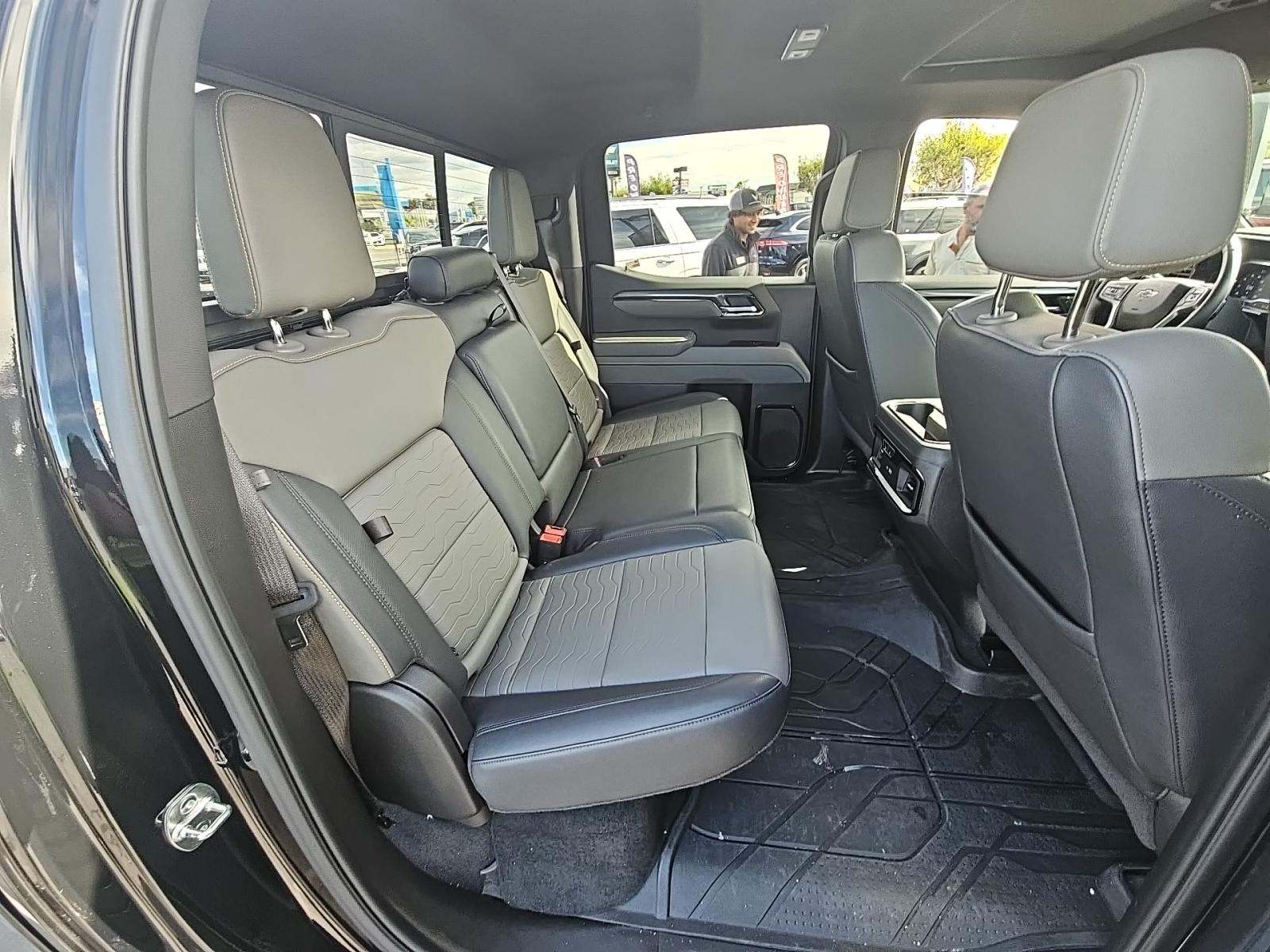 2025 Chevrolet Silverado 1500 ZR2 AWD