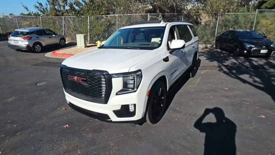 2021 GMC Yukon Denali 5SA