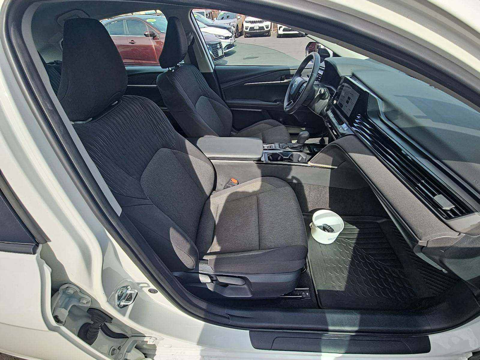 2025 Toyota Camry LE FWD