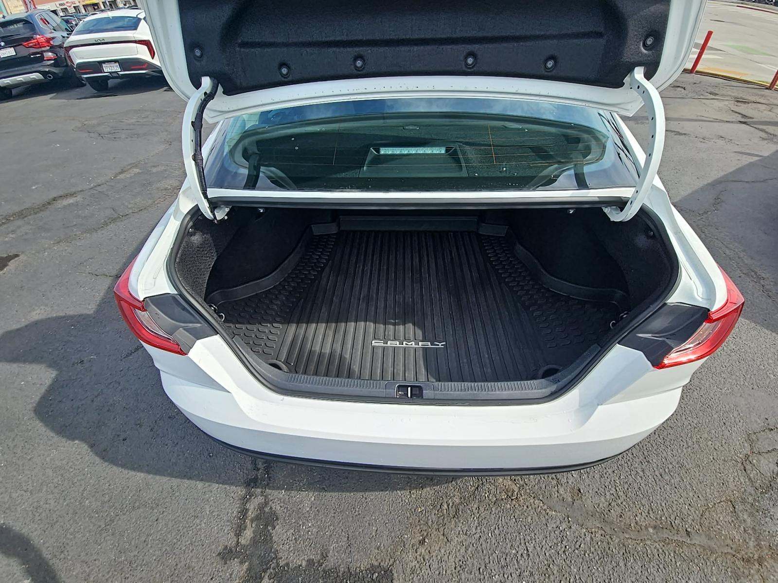 2025 Toyota Camry LE FWD