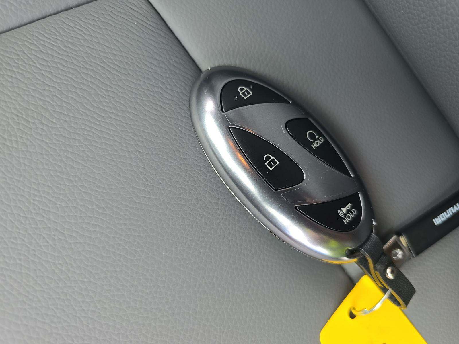 2025 Hyundai Elantra SEL Sport FWD