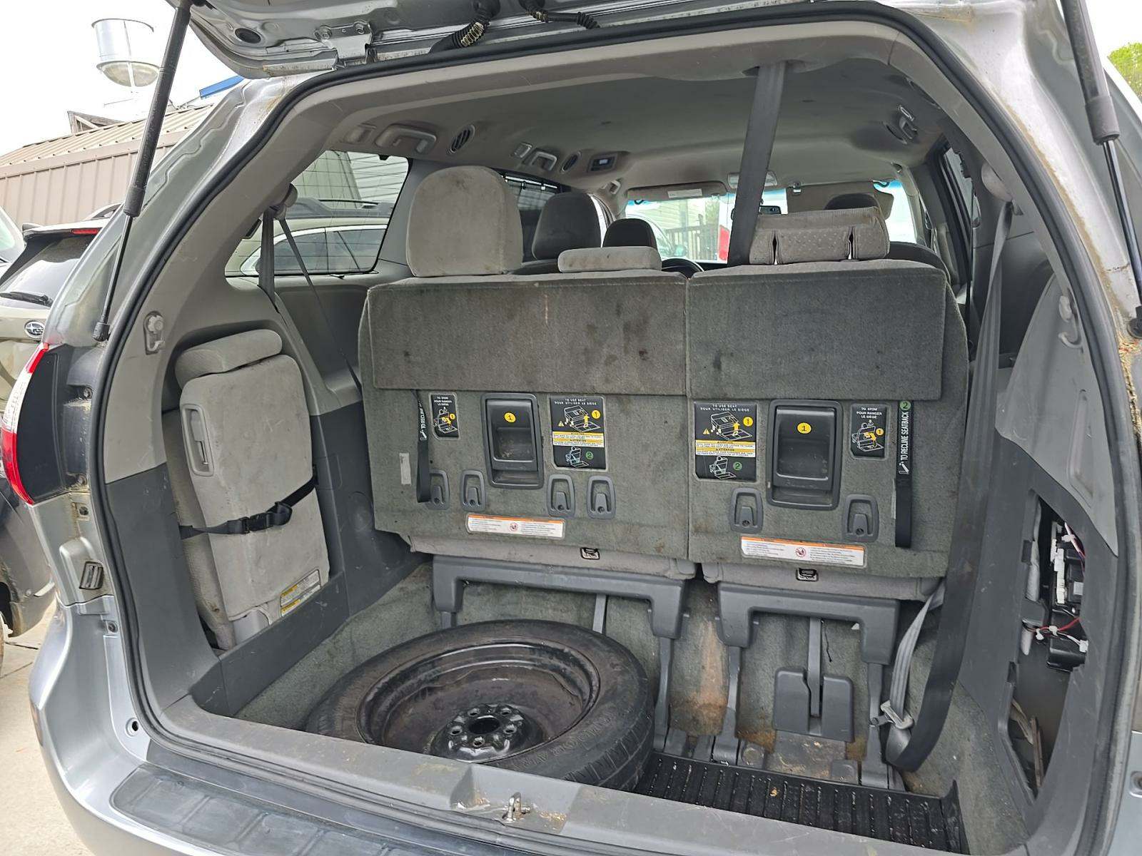 2017 Toyota Sienna LE FWD