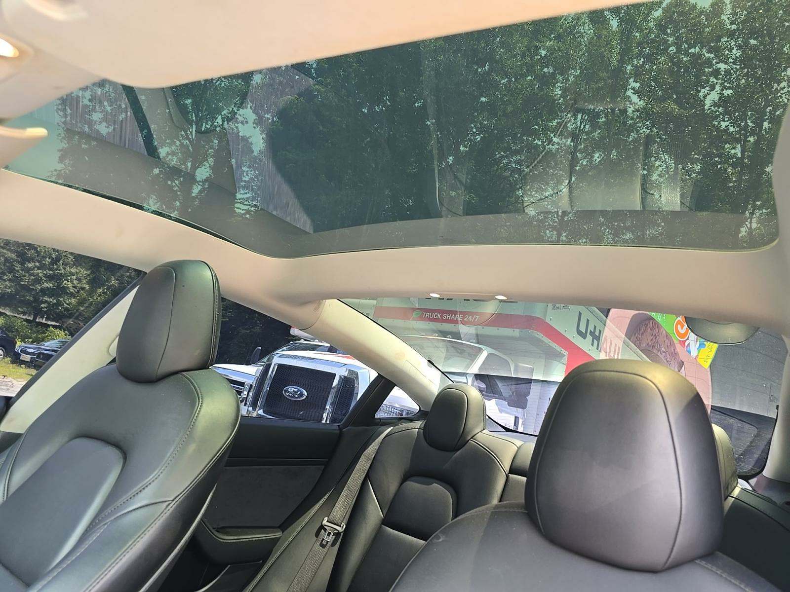 2021 Tesla Model 3 Standard Range Plus RWD