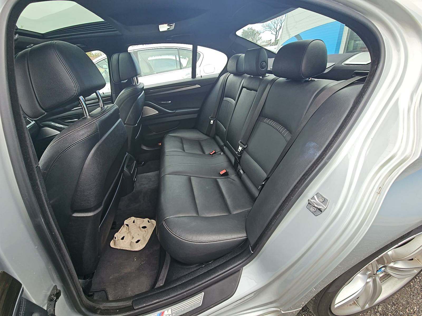 BMW 5 Series Sedan 550i M SPORT LINE снимка BMW 5 Series Sedan 550i M SPORT LINE