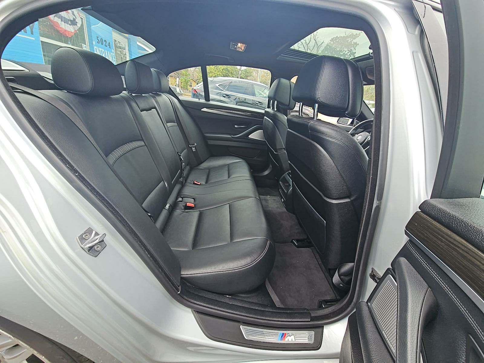 BMW 5 Series Sedan 550i M SPORT LINE снимка BMW 5 Series Sedan 550i M SPORT LINE