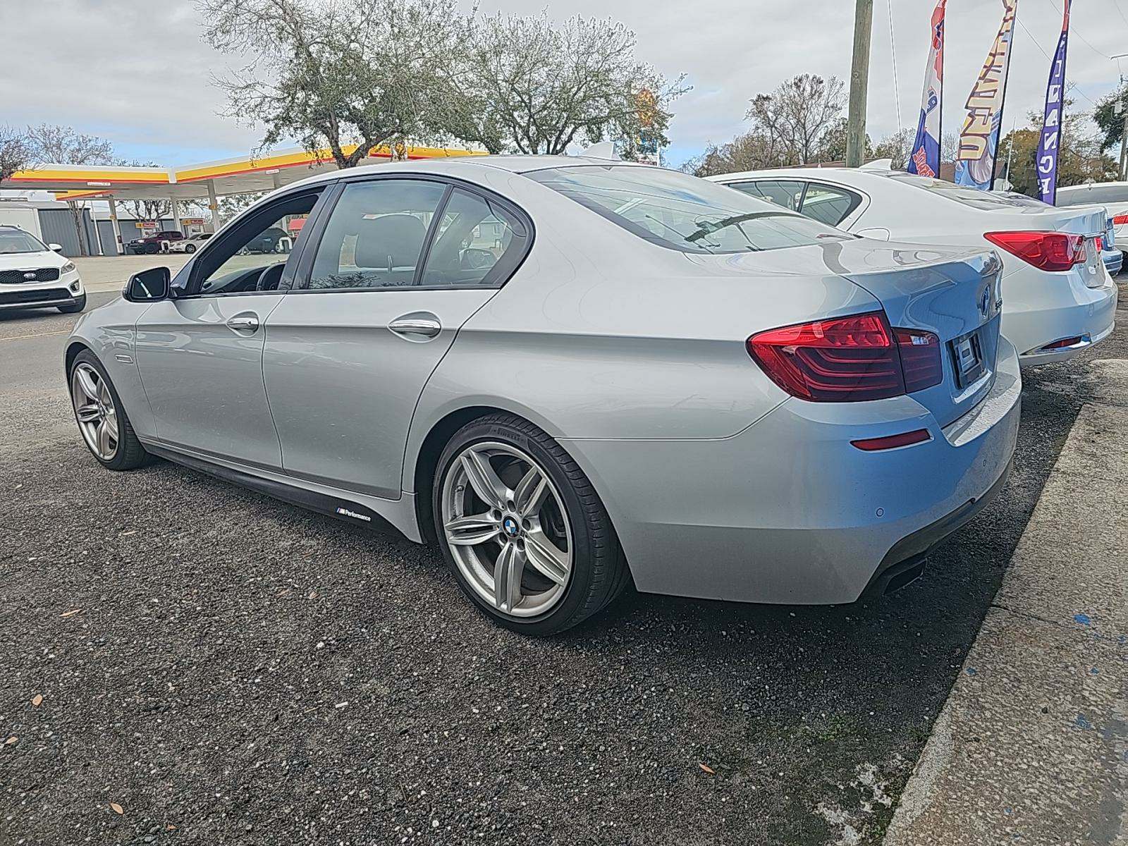 BMW 5 Series Sedan 550i M SPORT LINE снимка BMW 5 Series Sedan 550i M SPORT LINE