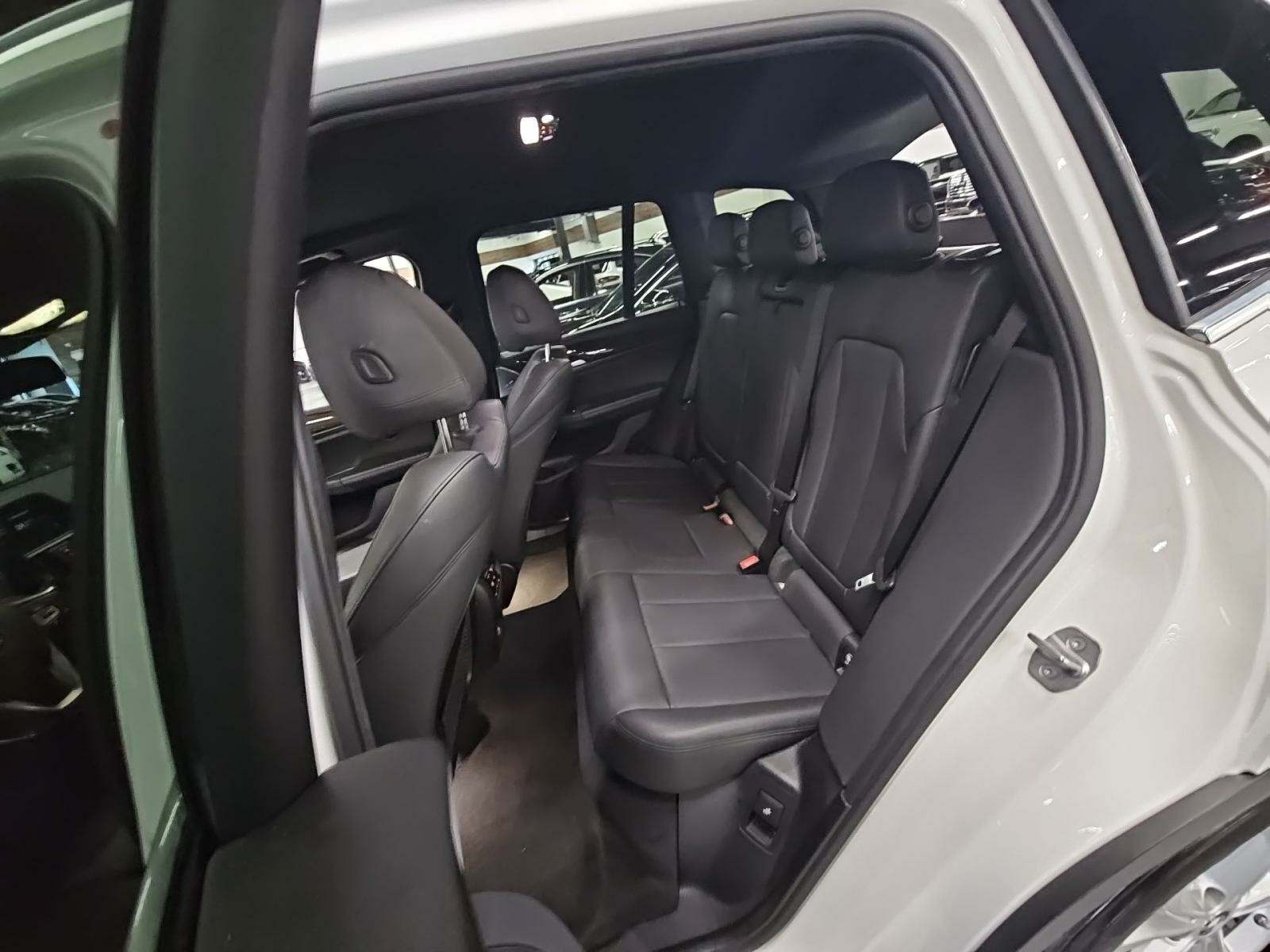 2019 BMW X3 sDrive30i RWD