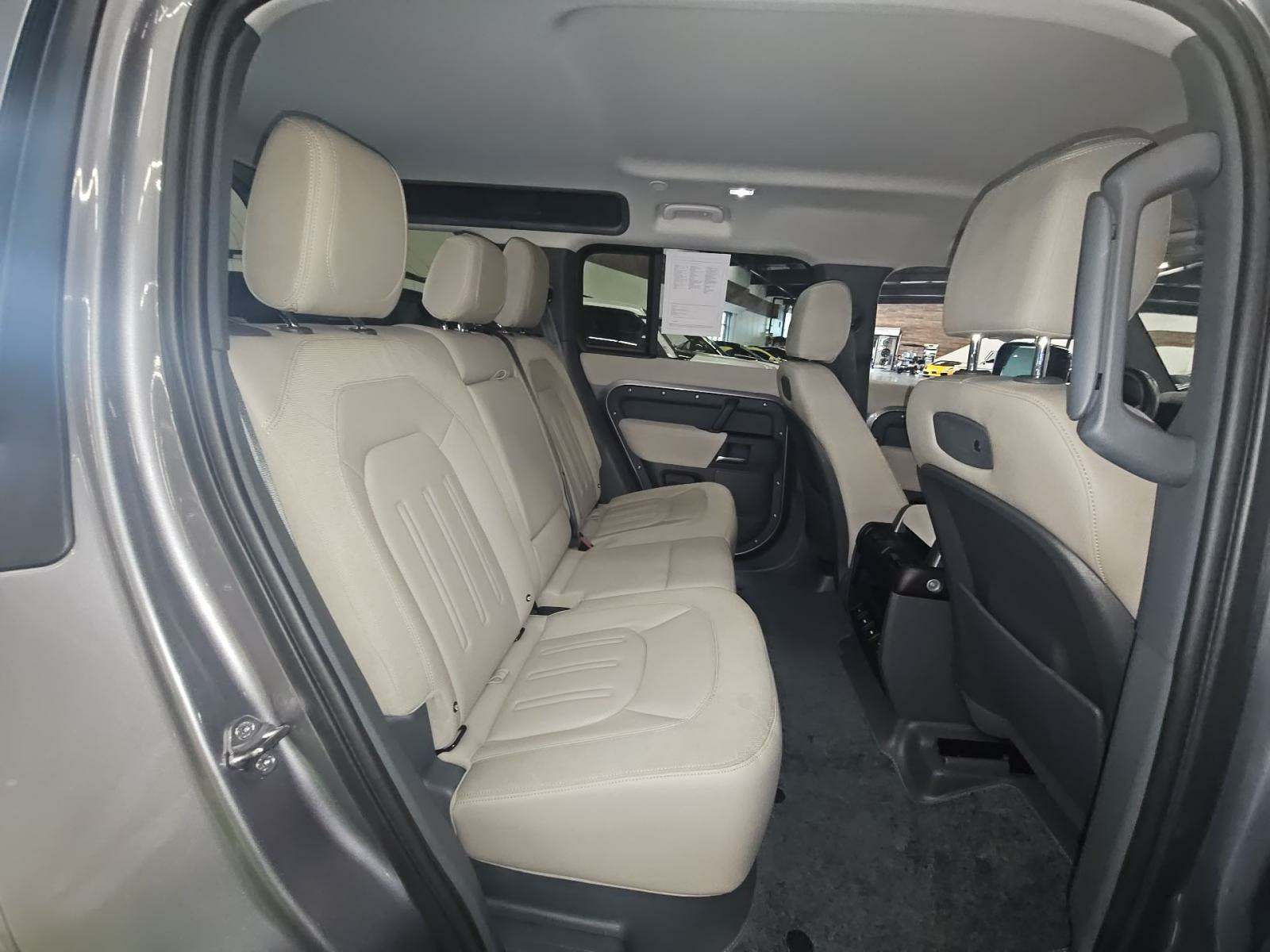 2020 Land Rover Defender 110 S AWD