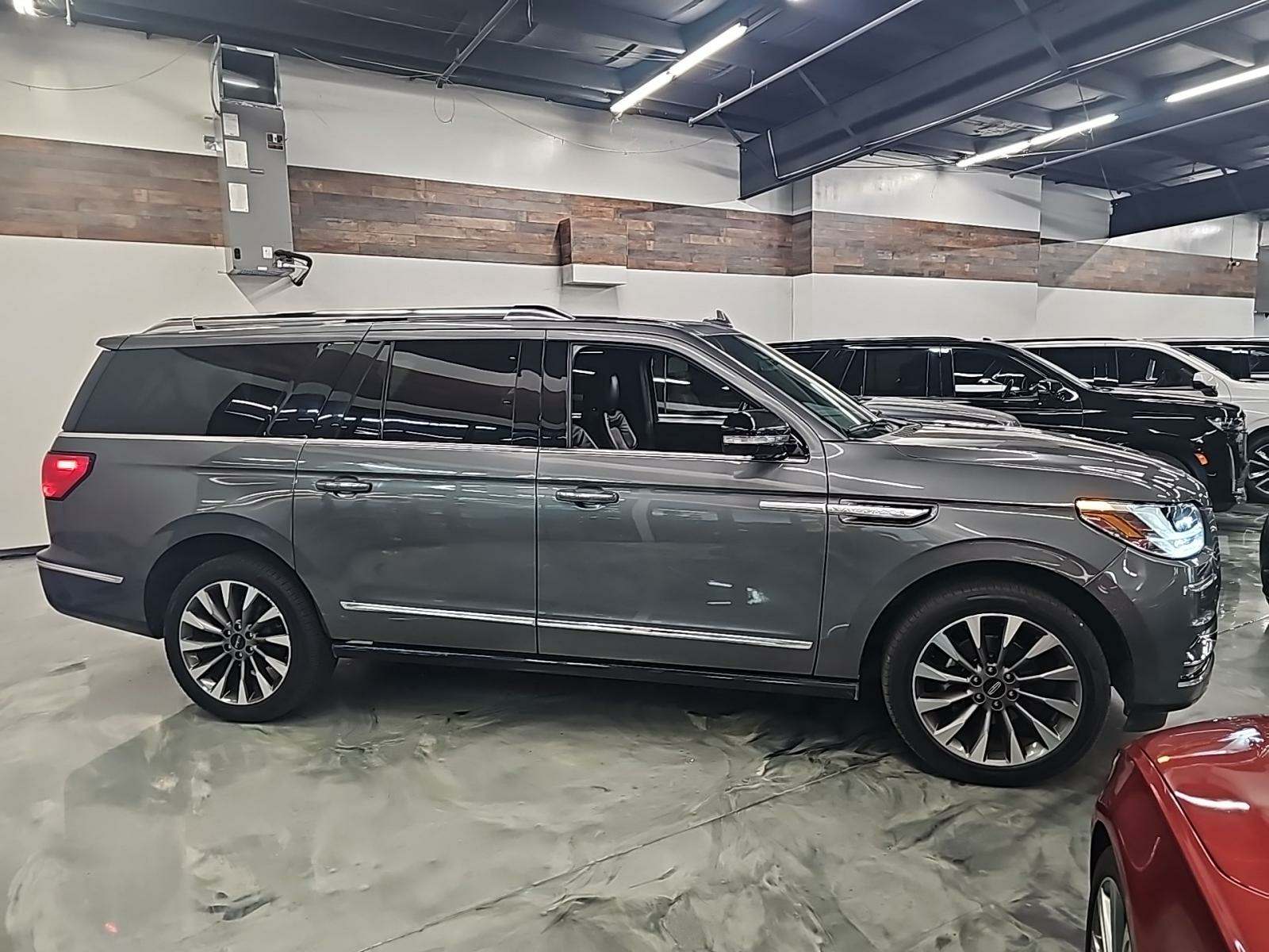 2021 Lincoln Navigator L Reserve RWD